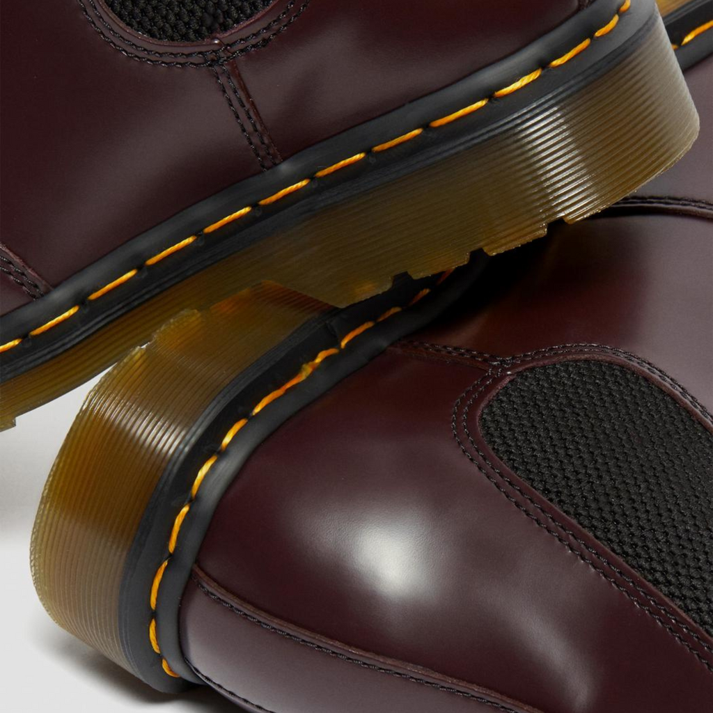 Botim de homem Dr. Martens Chelsea 2976 YS Bordô